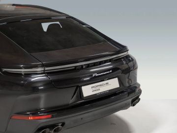 Porsche Panamera - 12