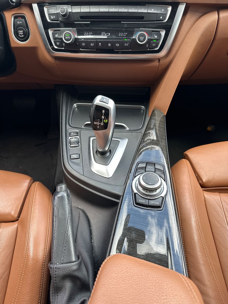 Fahrzeugabbildung BMW 420 Gran Coupé Luxury-Line Aut. NAV+XEN+PANORAMA
