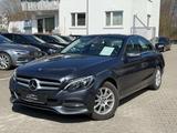 Mercedes-Benz C 180 CGI Avantgarde*LED*Navi*Vollleder*ACC*8-Fa - Mercedes-Benz C 180 mit Benzin-Antrieb: Limousine, 1.8