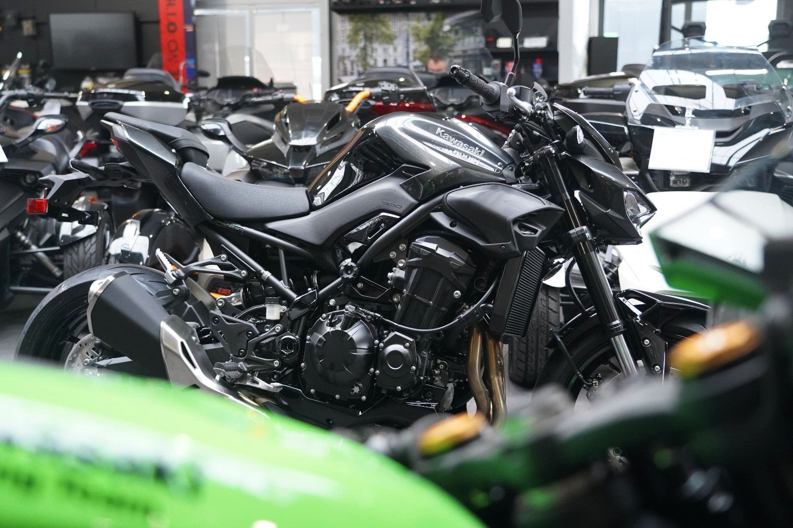 Fahrzeugabbildung Kawasaki Z900 4 Jahre Garantie