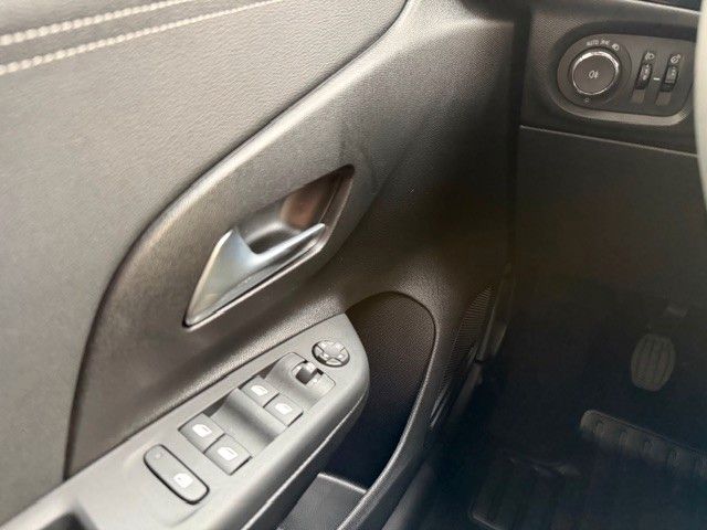 Fahrzeugabbildung Opel Corsa F GS 100PS Facelift/Kamera/Navi/LED!