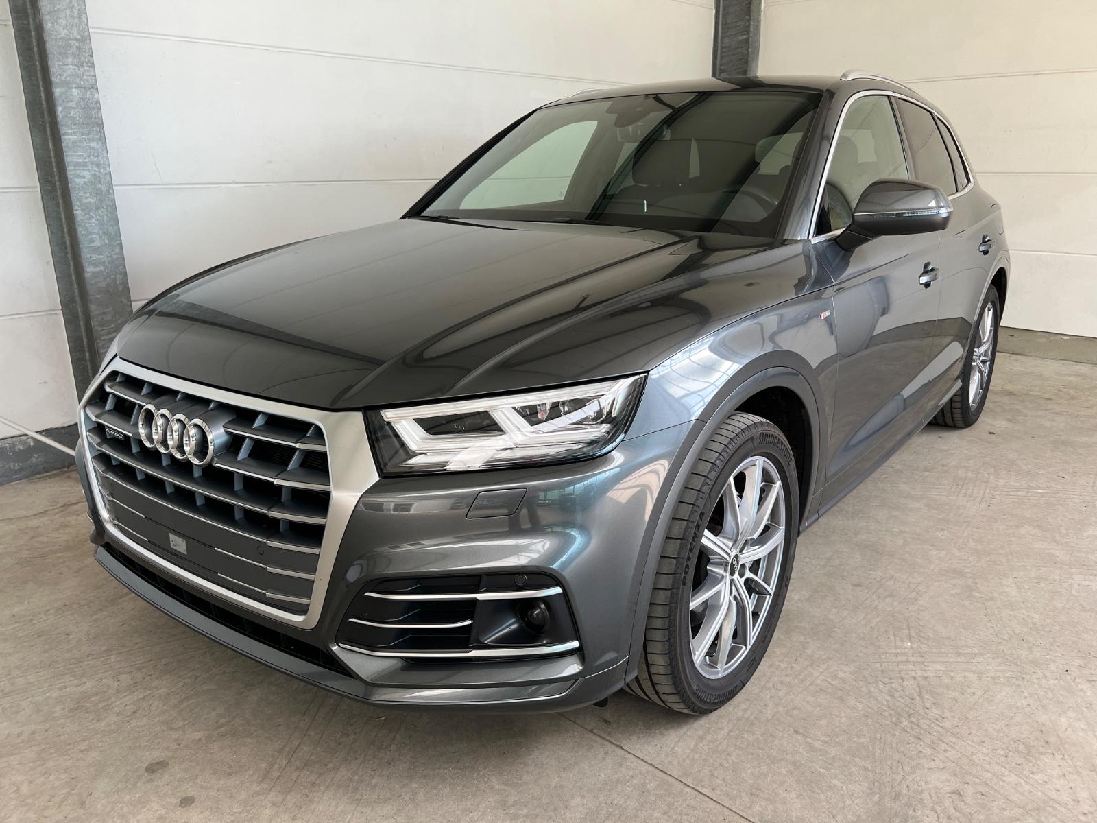 Audi Q5 50 TFSI e quattro sport+S-Line+20'+AHK+B&O