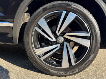 Volkswagen Touareg - 12