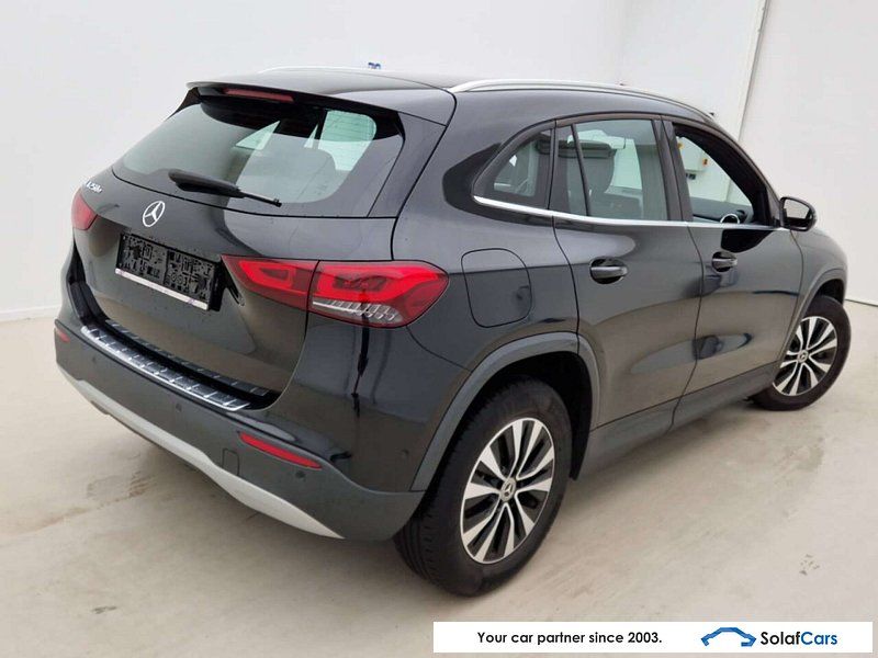 Mercedes-Benz GLA 250 e LED Widescreen Navi 1/2 Sport-Leather imagem 3
