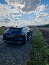 Audi A4 35 TFSI S tronic S line Avant S line - Audi A4 35 TFSI Gebrauchtwagen