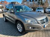 Volkswagen Tiguan Track & Field 4Motion Leder /Pano/EGS/ - Volkswagen Tiguan: Track Field