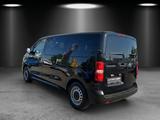 Opel Vivaro Combi - Opel Vivaro mit Diesel-Antrieb: Kleinbus, 9 Sitzer