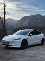 Tesla Model 3 Premium SR - Tesla Gebrauchtwagen von 2024