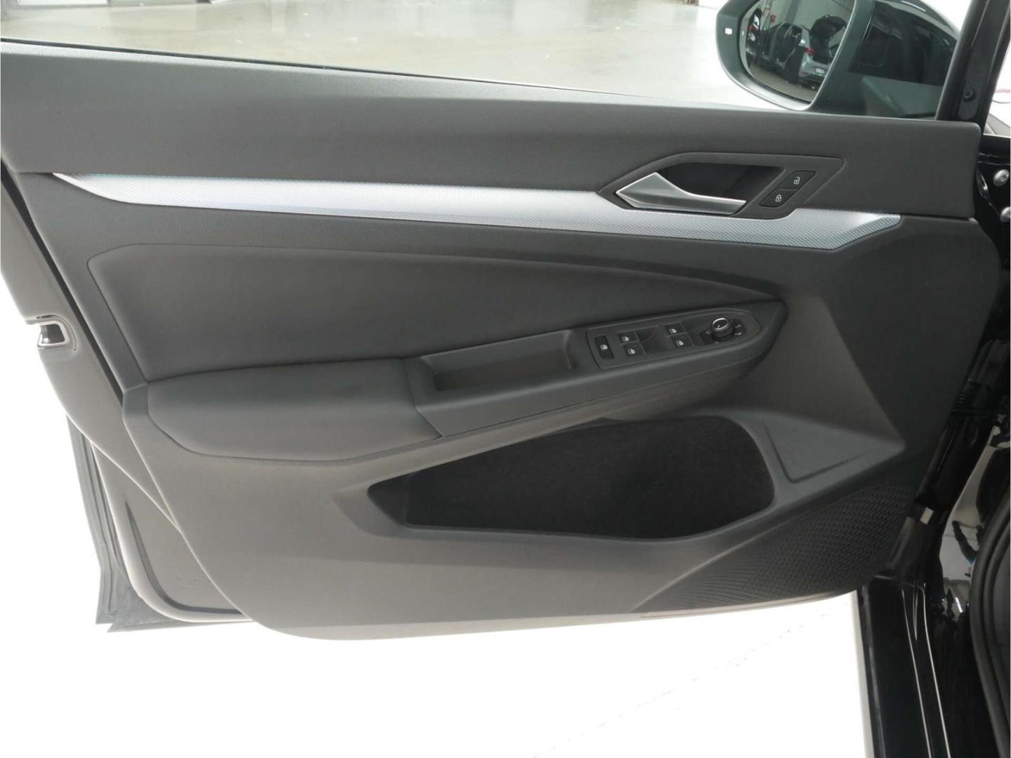Volkswagen Golf Variant 1.5 TSI Goal 6-Gg. NAV/LED/AHK/RFK, миниатюра 14