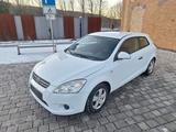 Kia Ceed/pro Ceed*Tüv neu*Nur 90000KM*Klima*8Räder - Kia cee'd / Ceed aus 2008