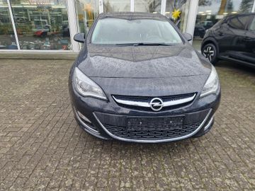 Bild 2 Opel Astra J Lim. 5-trg. Exklusiv