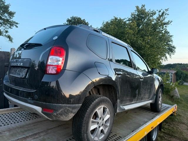 Dacia Duster 2014 — rear view