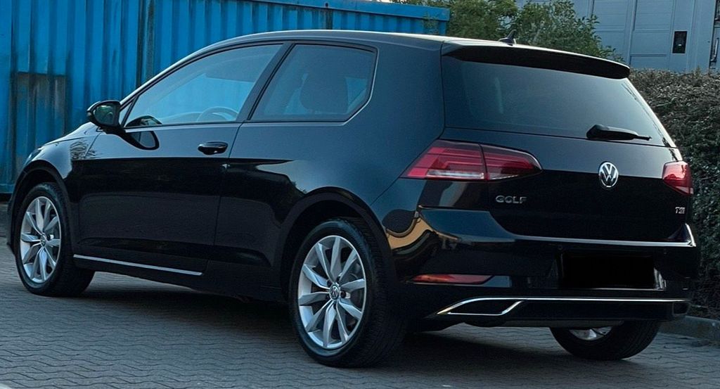 Image of Volkswagen Golf