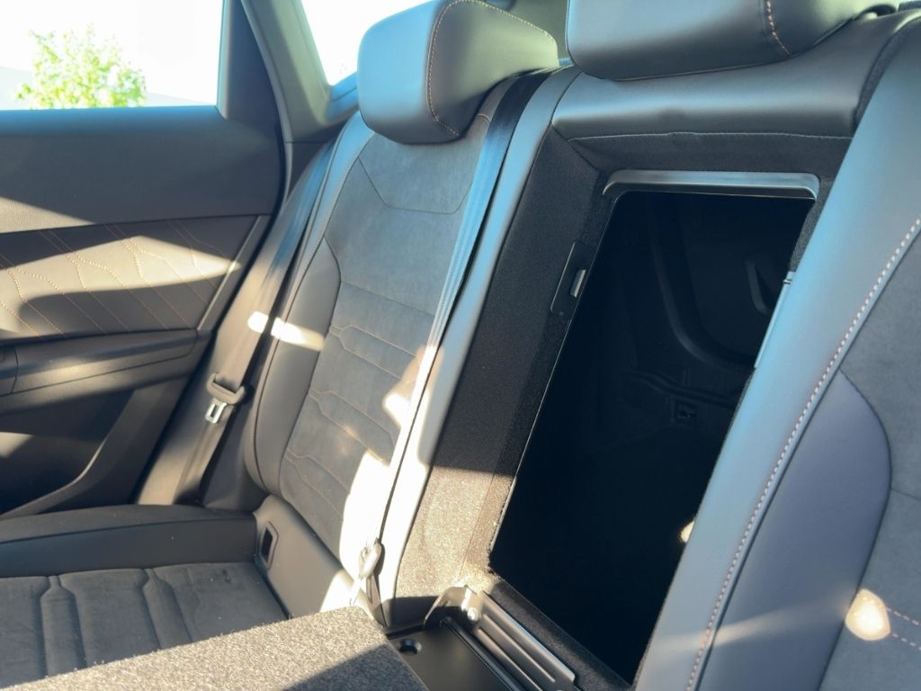 Fahrzeugabbildung CUPRA Ateca NAVI,19'', Sitzheizung,Totwinkel, ACC, Hec
