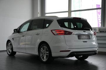 Ford S-Max - 12