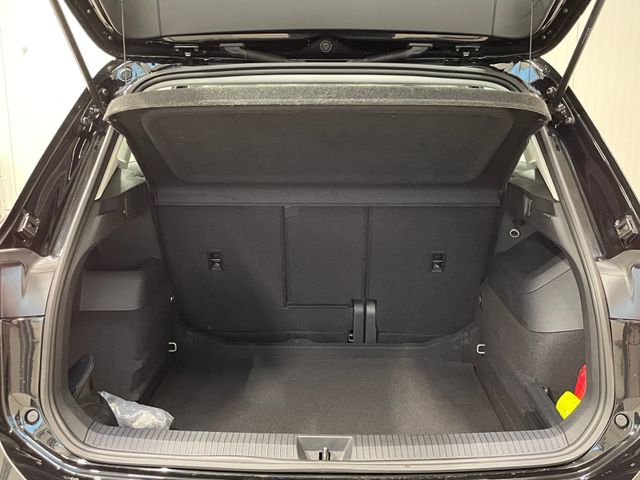 Tiguan 1.5 eTSI DSG LED NAVI AHK RFK