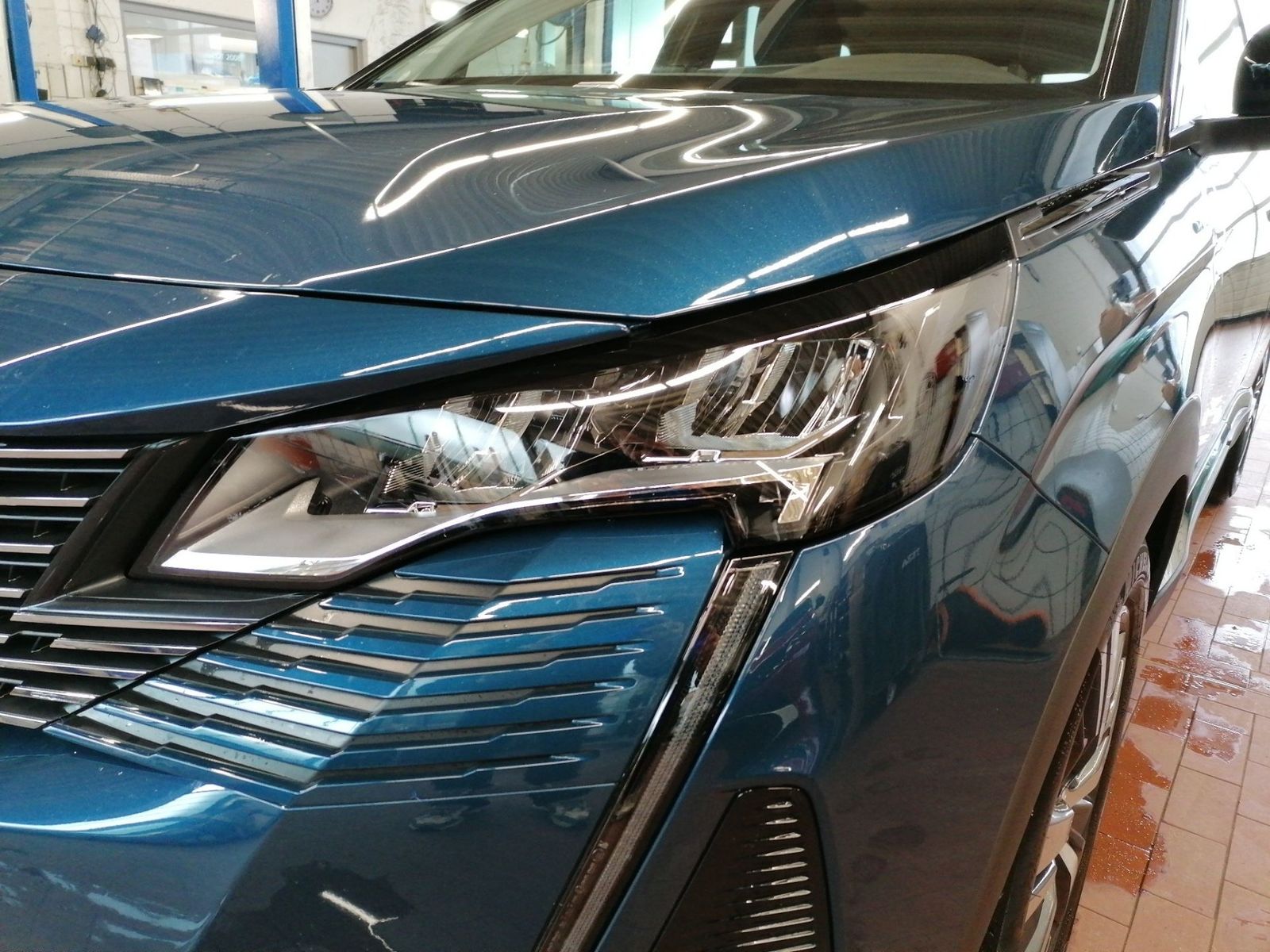 Peugeot 3008 Hybrid 225 (Plug-In) e-EAT8 Allure Pack ACC imagem 3