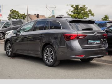 Toyota Avensis - 4