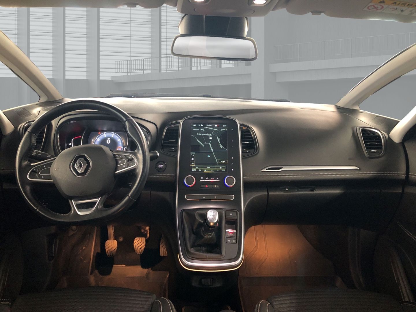 Fahrzeugabbildung Renault Scenic IV Intens Energy 1.2 TCe 115 Navi LED Dyn