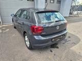 Volkswagen Polo VI Highline*NAVI*KLIMA*ALU*PDC* - Volkswagen in Berlin