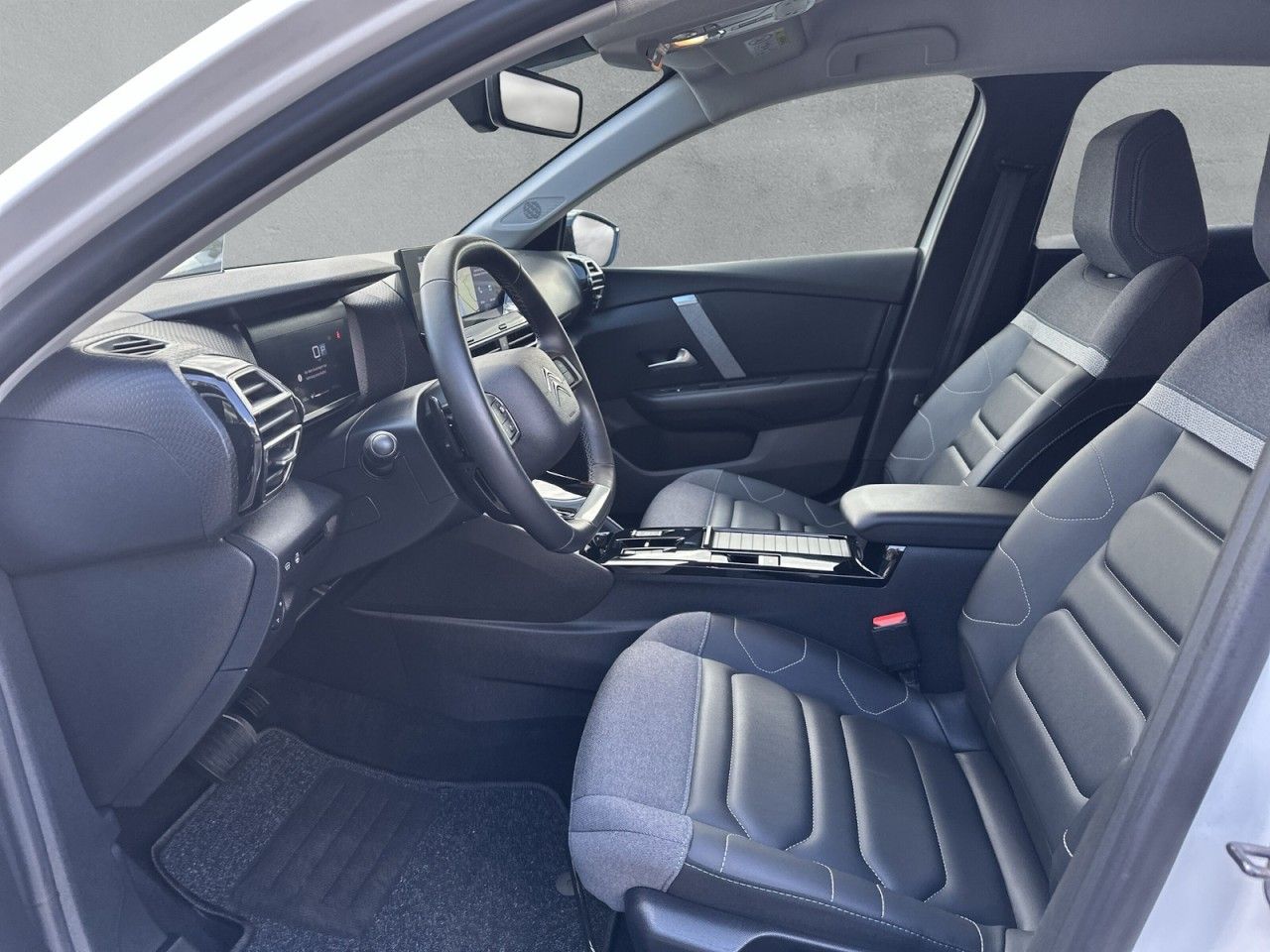 Fahrzeugabbildung Citroën C4 PureTech 130 S&S EAT8 Max