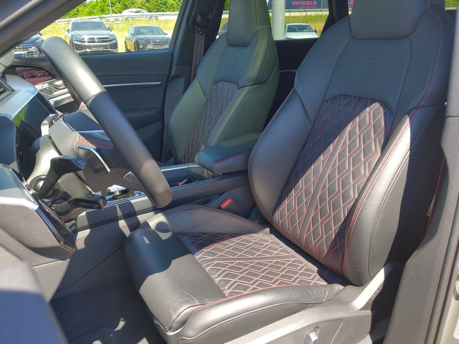 Audi SQ8 e-tron - Bild 12