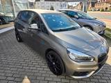 BMW 218i Active Tourer *Navi*R-Cam*LED*Parkass. - gebrauchte Vans in Moers