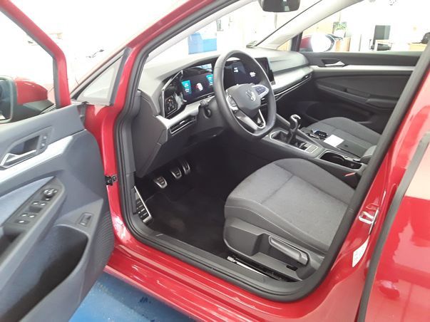 Golf VIII Variant 1.5 TSI MOVE LED+PANO+DCP+STHZ