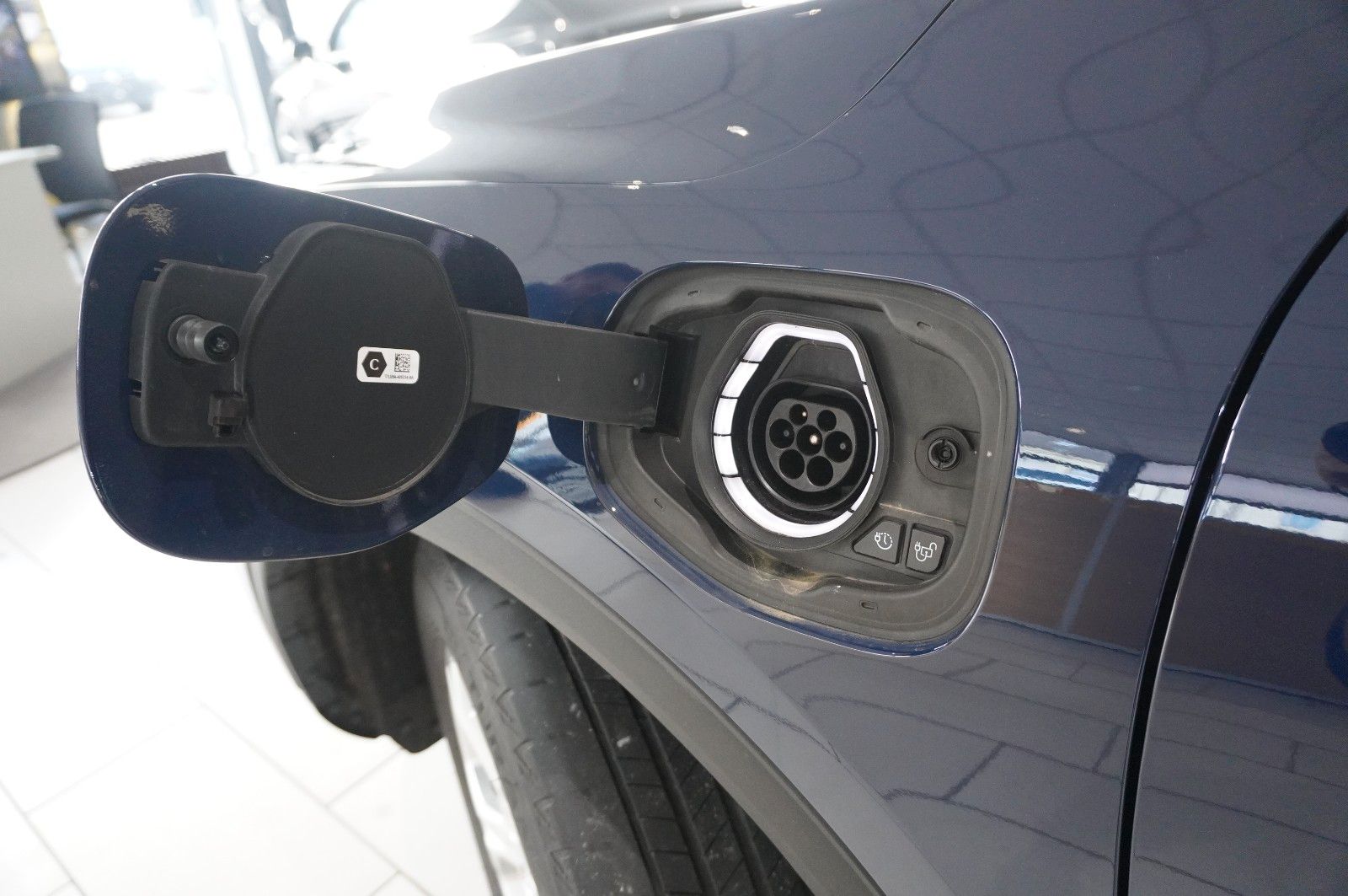 Fahrzeugabbildung Ford Kuga 2.5 HYBRID COOL & CON. NAVI/LED/SPORT/DAB+