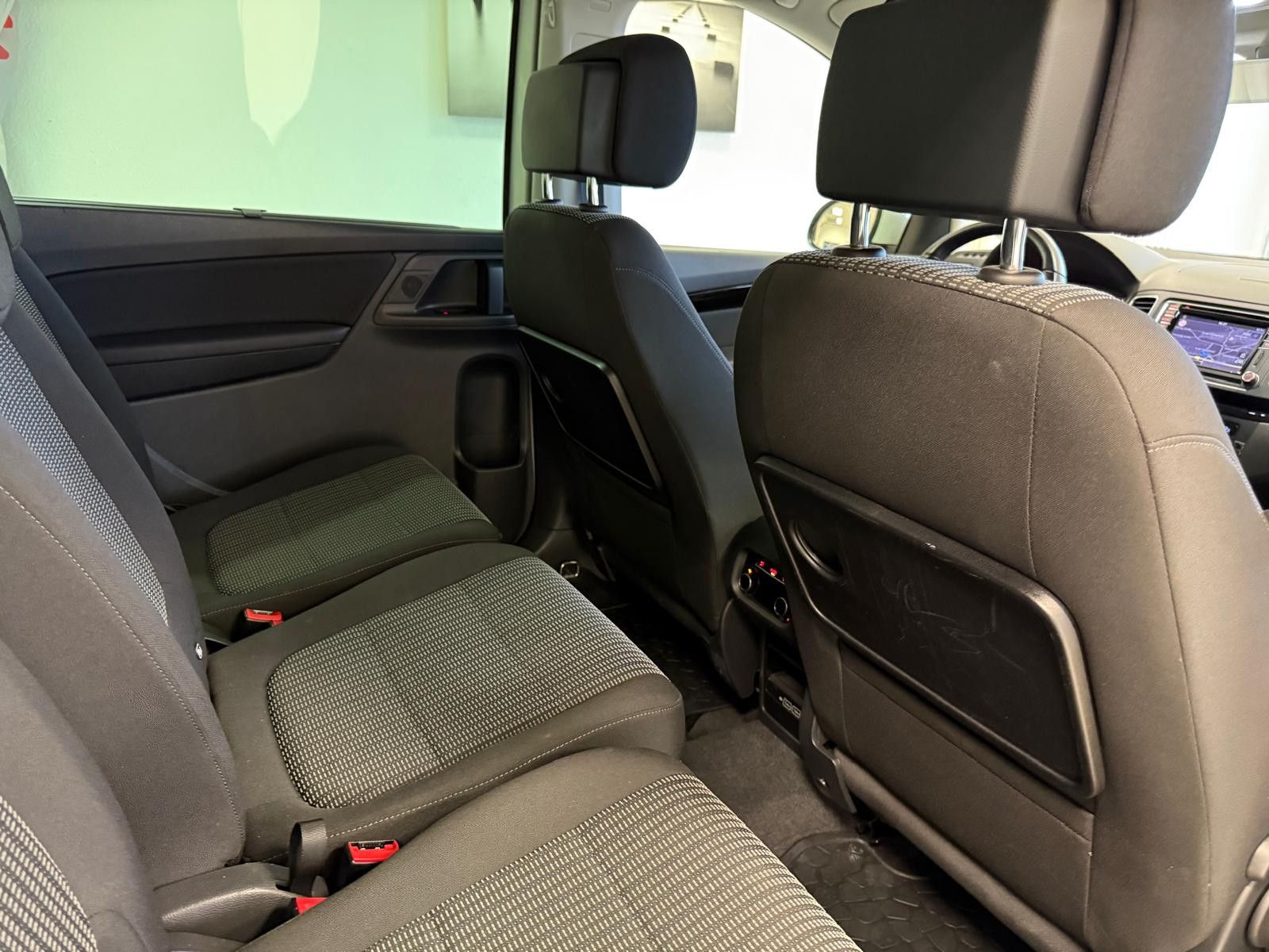 Fahrzeugabbildung SEAT Alhambra Style / NAVI / KLIMA / KAMERA