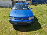 Volkswagen golf 4 blau abnehmbare hängerkublung - : Hänger