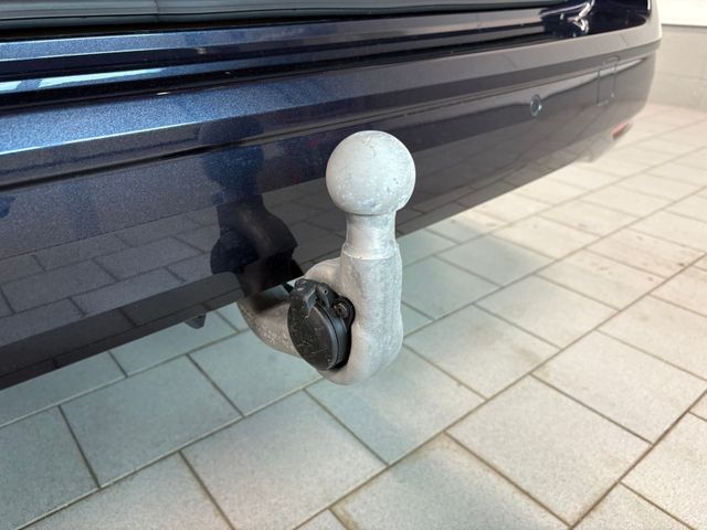 T7 Multivan Life 2.0 TDI DSG AHK STANDHZG