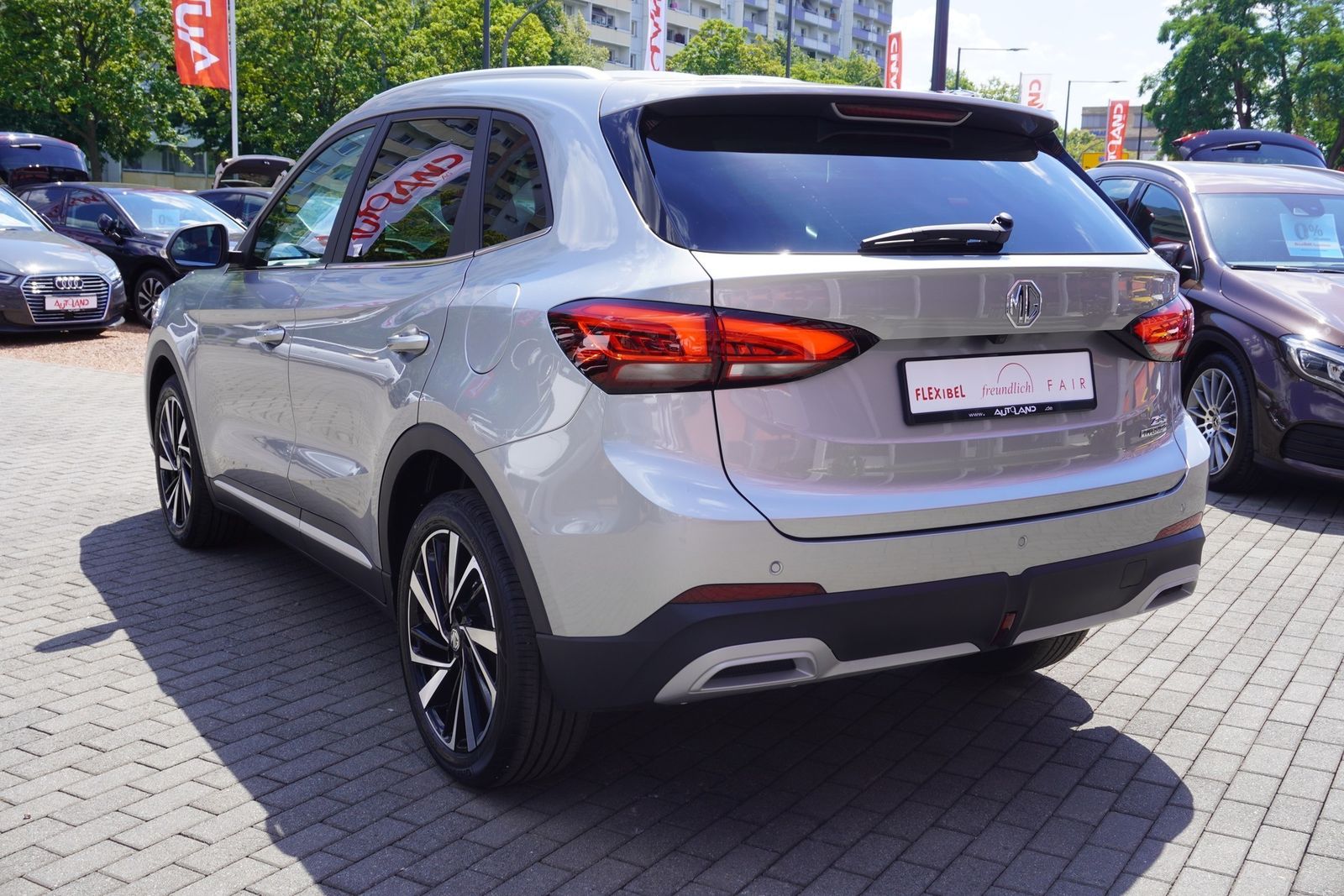 MG ZS