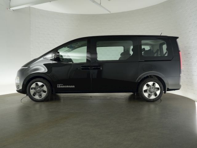 STARIA HEV TREND AT 9-SITZER+VOLL LED+NAVI+360 G