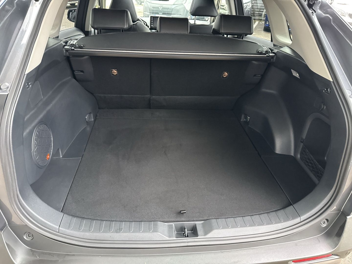 Fahrzeugabbildung Toyota RAV 4 4x4 Lounge Hybrid 2.5 AWD Leder Memory Sit