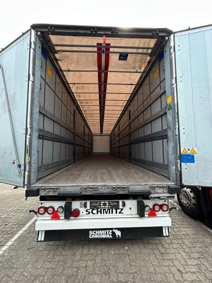 Fahrzeugabbildung Schmitz Cargobull Sattelcurtainsider SCS 24/L-13.62 EB