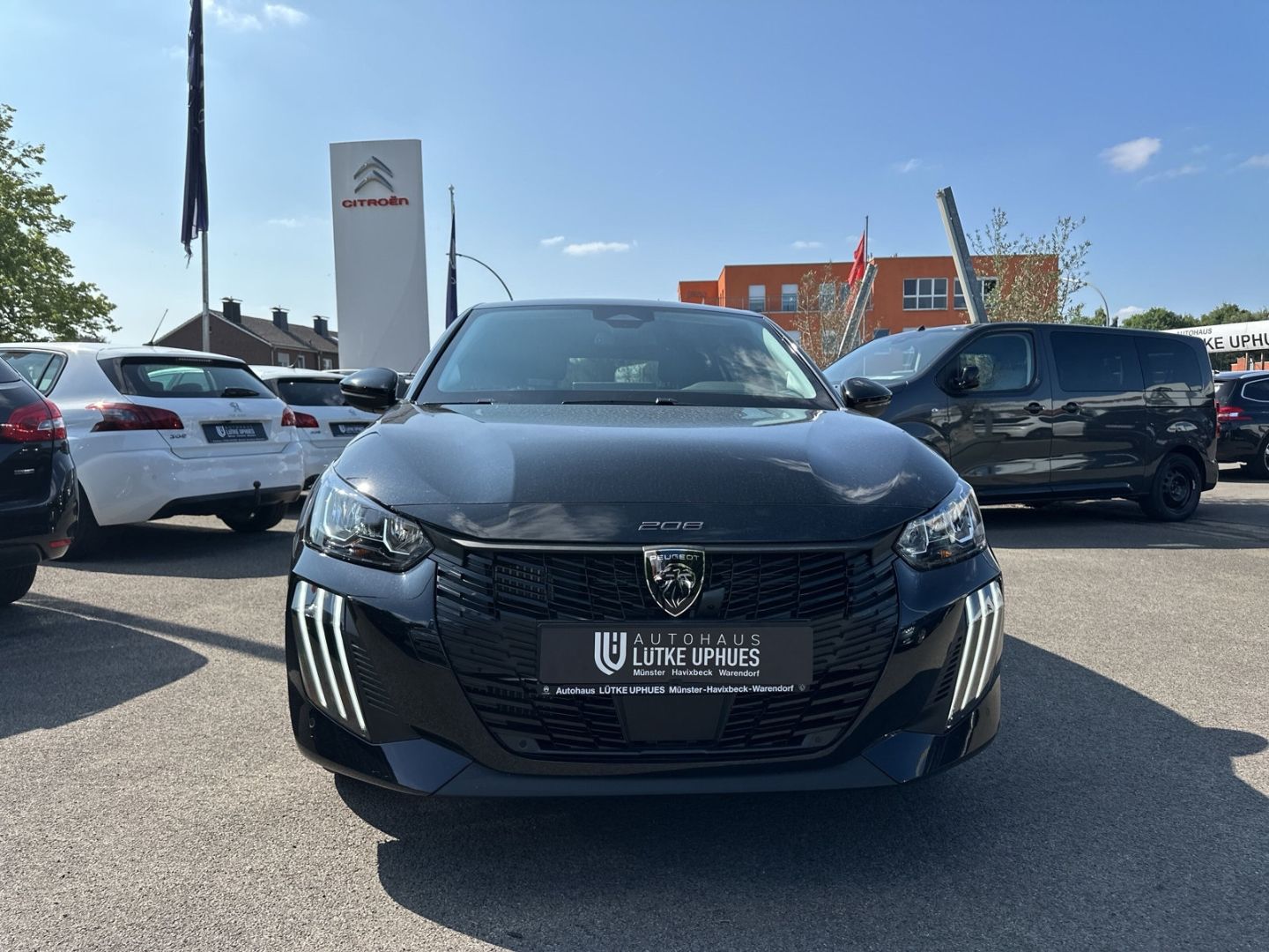 Fahrzeugabbildung Peugeot 208 Allure Hyb. 110 e-DSC6 LED ACC  CarPlay SHZ