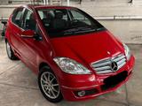Mercedes-Benz Mercedes Benz A160 ( Avantgarde) PDC,AHK - Mercedes-Benz A 160 in Duisburg