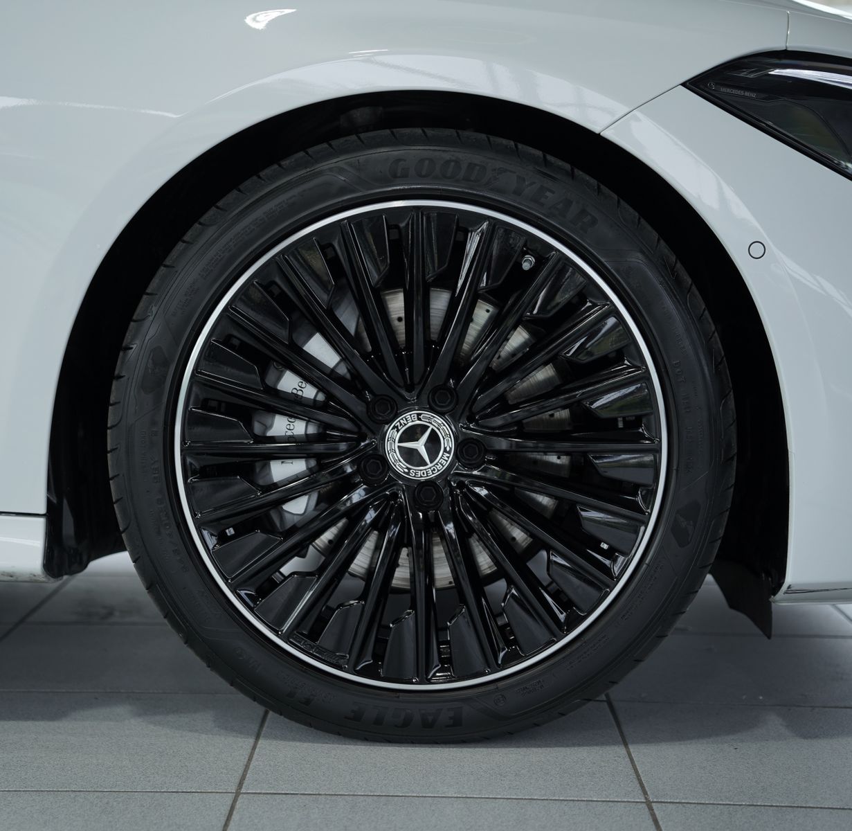 Mercedes Benz Cle 200