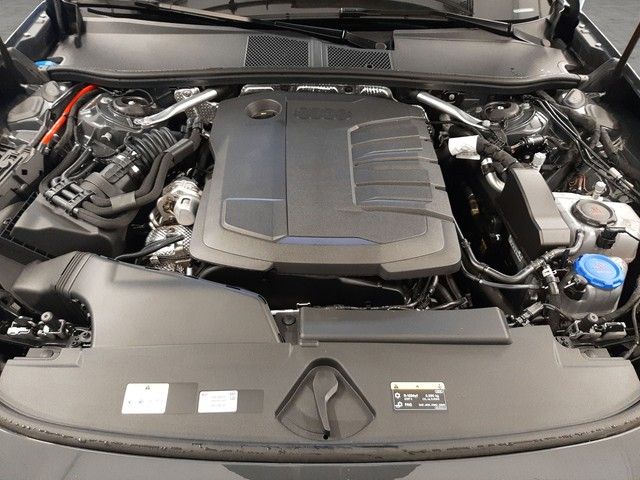 Fahrzeugabbildung Audi A5 Avant 3x S-Line edition one Matrix HeadUp Tec