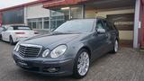 Mercedes-Benz E 320 T-Modell NAVI LEDER GSD AUTOMAT 7-SITZE! - Mercedes-Benz E-Class: Kombi, 7sitzer