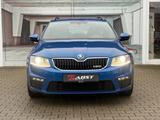 Skoda Octavia Combi RS Bi-Xenon PDC Navi SHZ - Skoda Octavia: Blau, RS