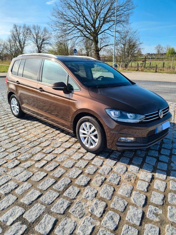 Image of Volkswagen Touran