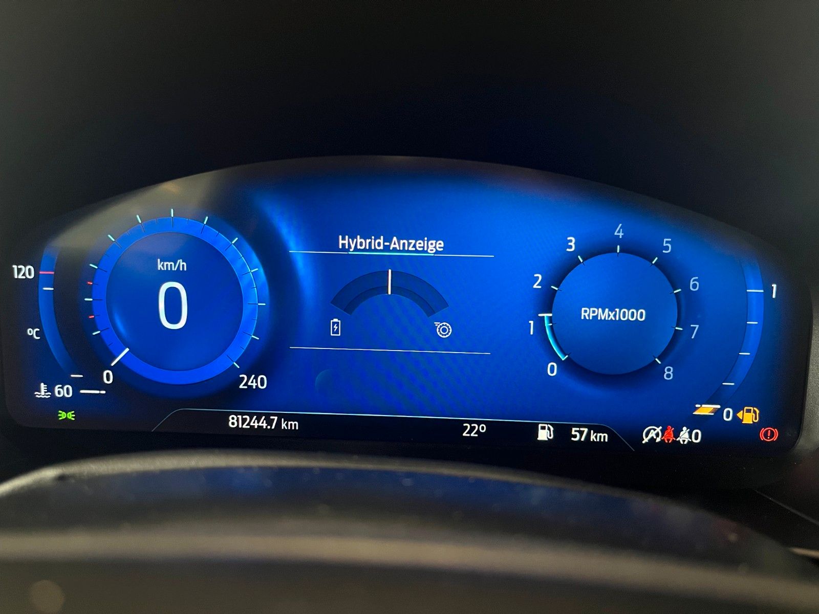Fahrzeugabbildung Ford Focus ST-Line X LED CAM NAVI WinterPaket uvm.