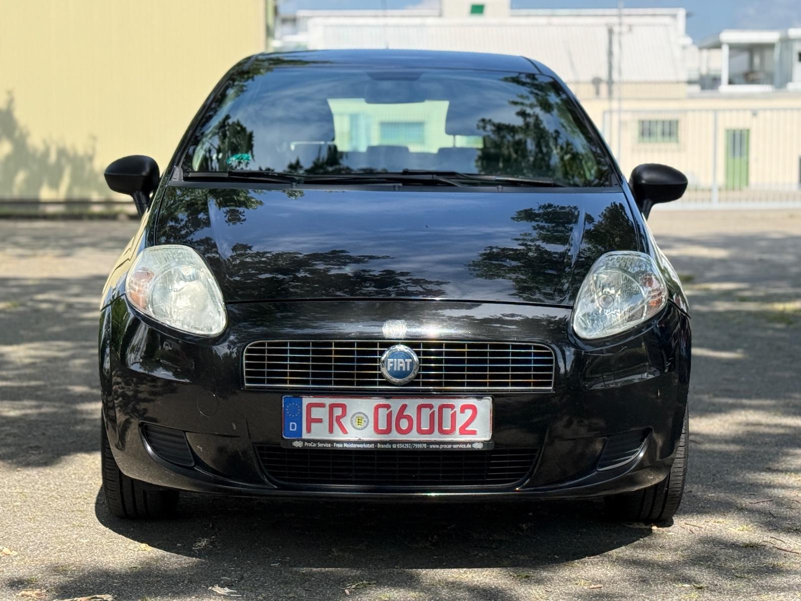 Fiat Grande Punto 1.4 8V Active + Klima , Tüv NEU .