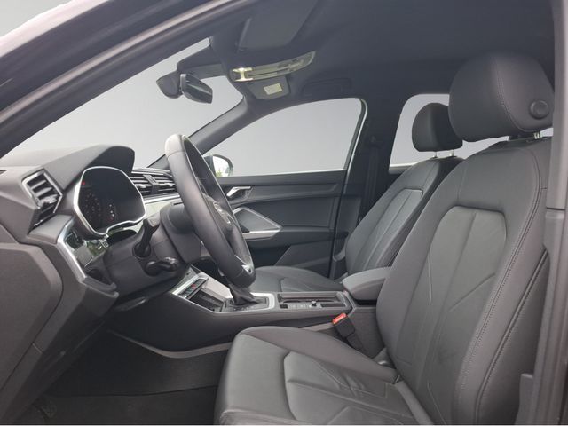 Q3 35 TFSI 1.5 110kW advanced, Soundsystem, Kame