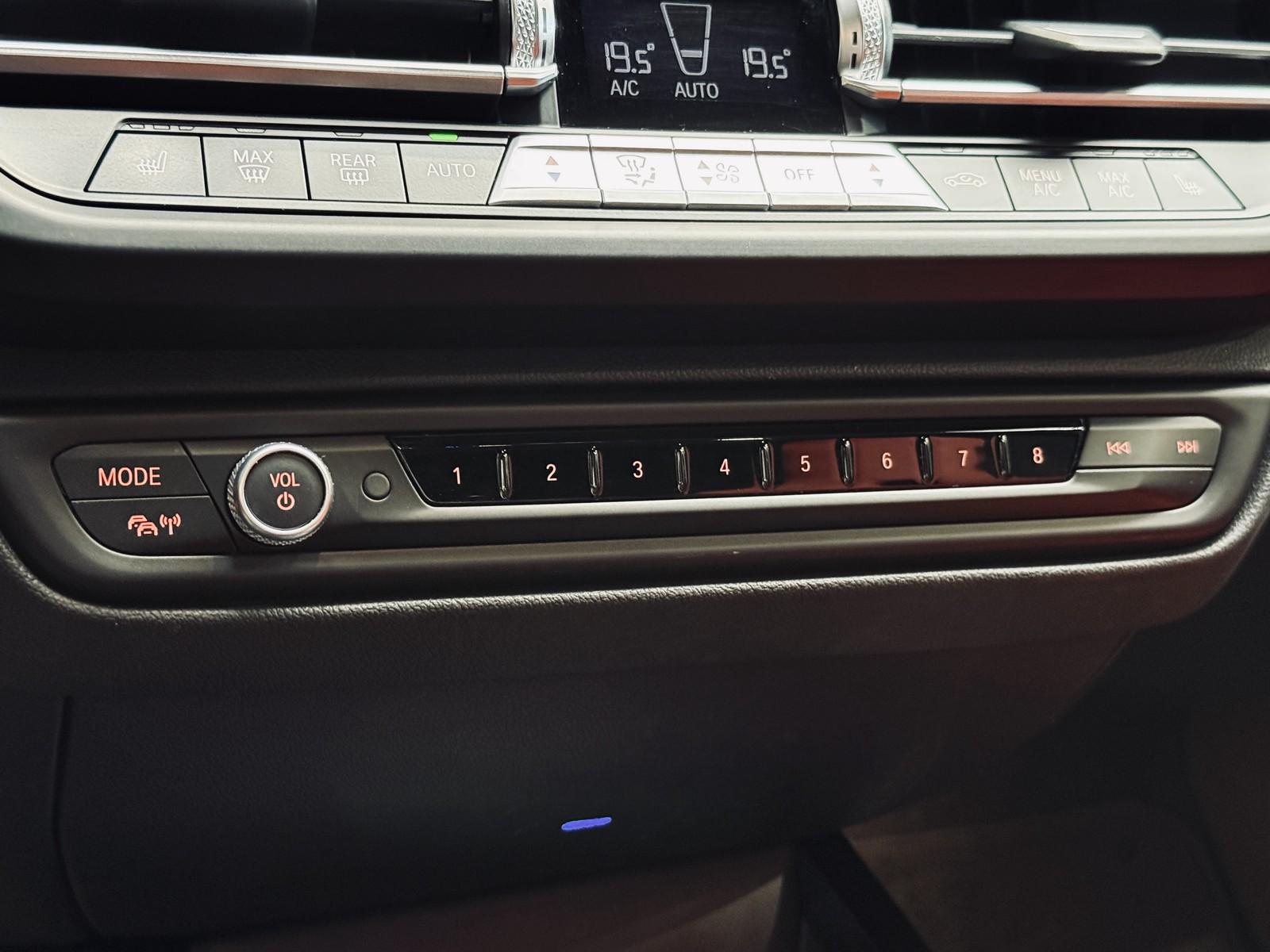 BMW M235i PERFORMANCE |H&K|PANO|M-SPORTSITZE DAKOTA|