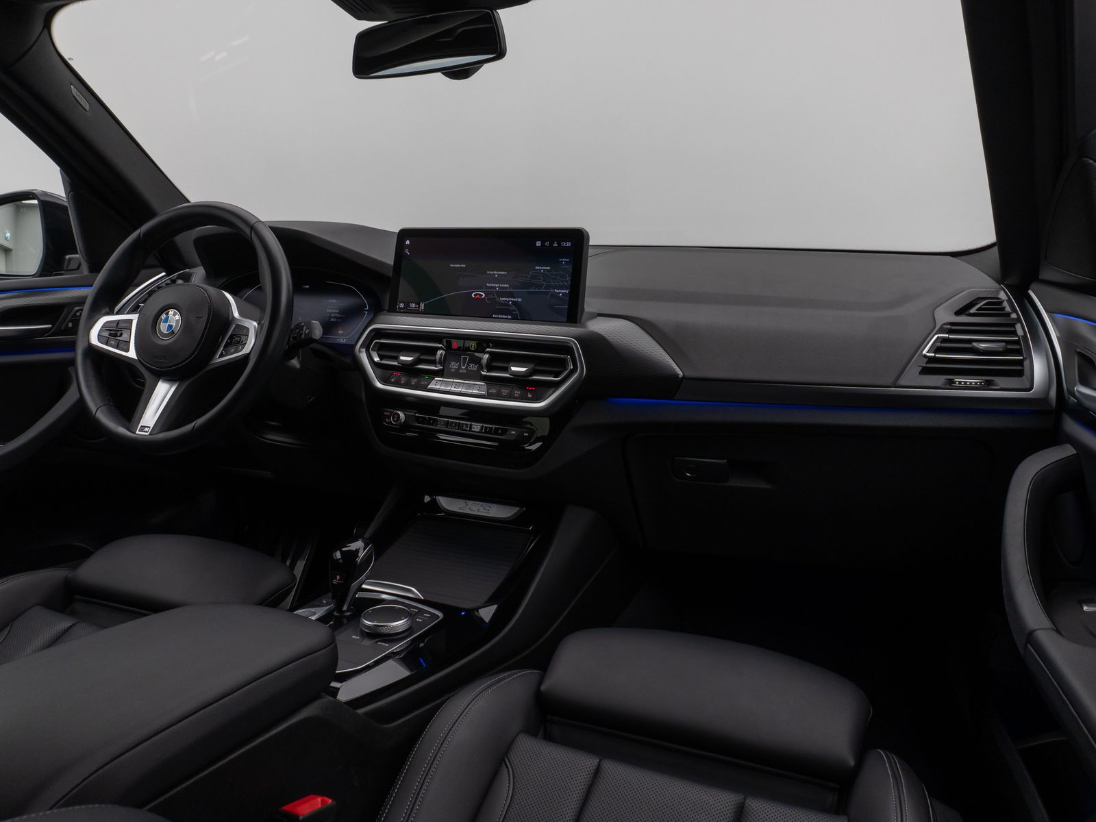 Fahrzeugabbildung BMW X3 xD20i M Sport Laser Kamera DAB HiFi Komfort