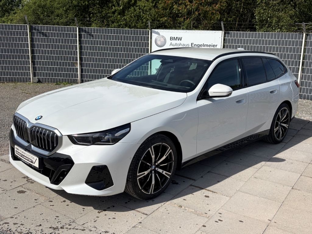 BMW 520 i Touring StandHZG AHK ParkAssisProf Har Kar foto 1