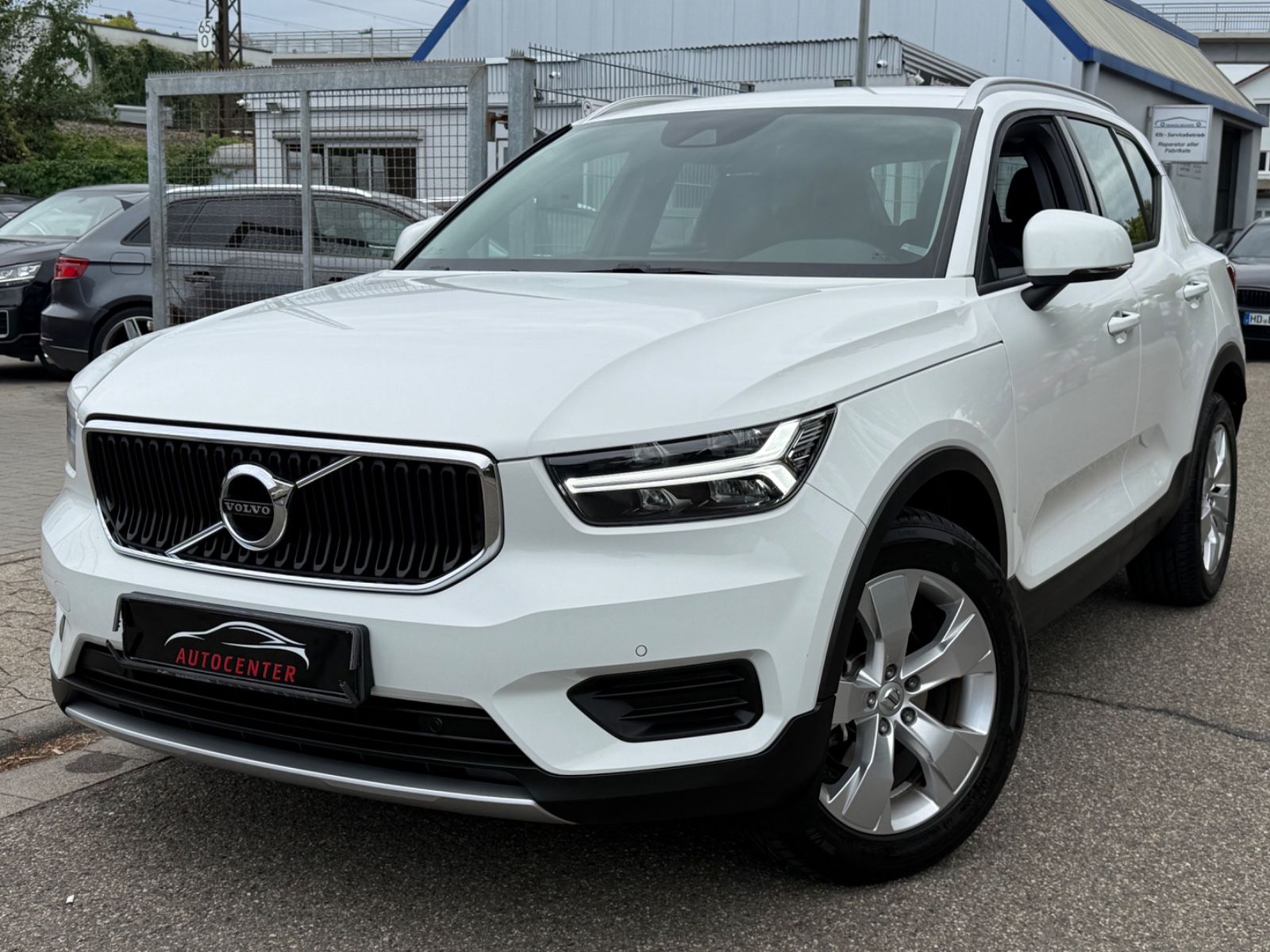 Volvo XC40 T-LEDER|KAMERA|LED|NAVI|H&K|VIRTUAL|1.HAND